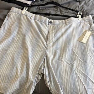 Tommy Bahama Gray and Blue Striped Shorts stretch